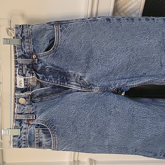Zara Jeans Zara Cropped Jeans Size Poshmark
